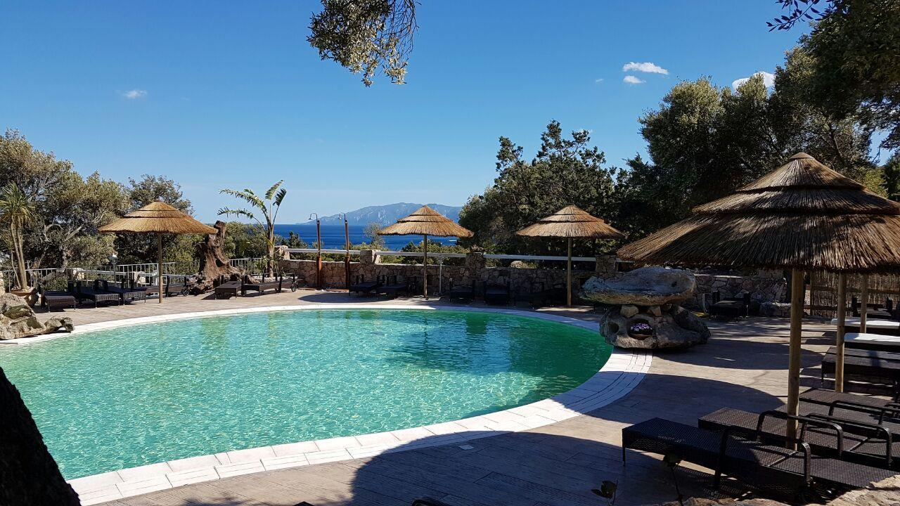 I Ginepri Hotel 卡拉古诺内 外观 照片